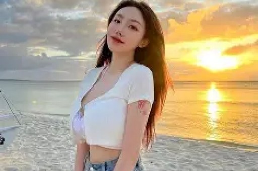 草根评《单身男女2》：轻松别致直面内心